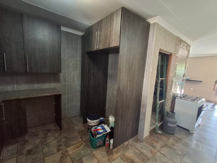 8 Bedroom Property for Sale in Brits Rural North West